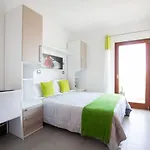 Navicri Frühstückspension 4*