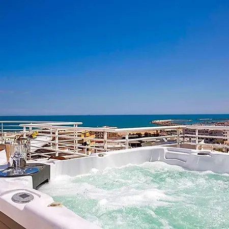 Couette-café Navicri 4*